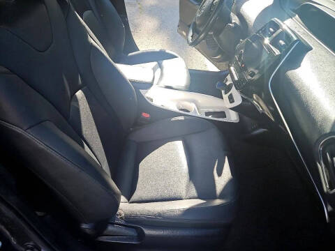 2016 Toyota Prius Three Touring