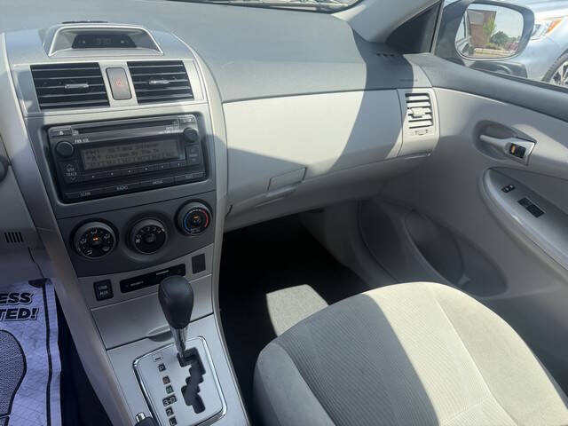 2012 Toyota Corolla LE