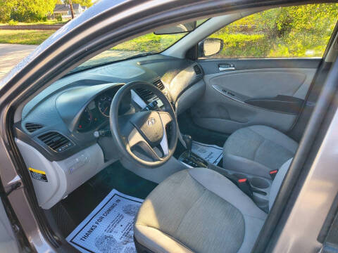 2017 Hyundai Accent SE