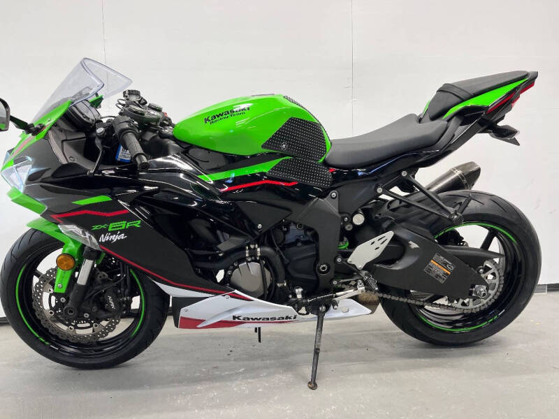 2021 Kawasaki Ninja ZX-6R ABS