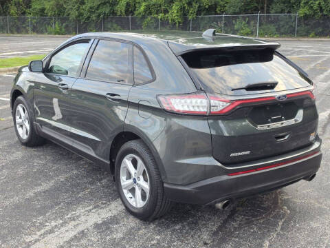 2015 Ford Edge SE