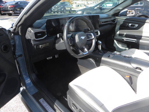 2024 Ford Mustang EcoBoost Premium