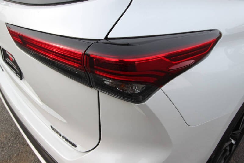 2022 Toyota Highlander XSE photo 50