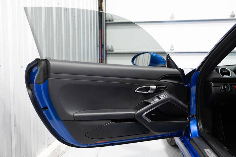 2018 Porsche 718 Cayman S