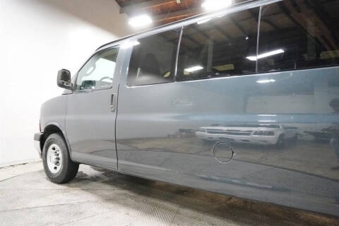 2017 Chevrolet Express LT 3500