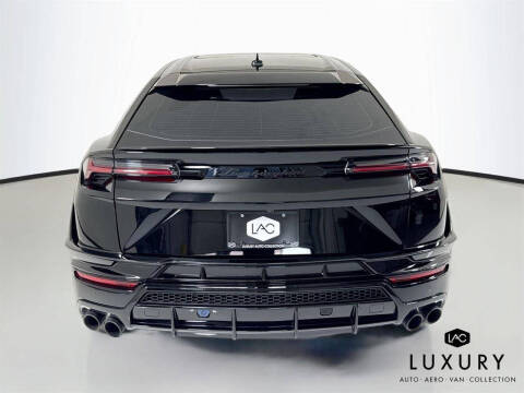 2024 Lamborghini Urus S