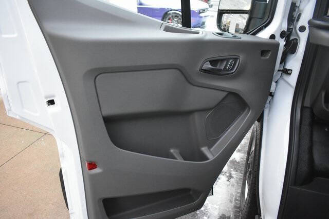 2026 Ford Transit 250