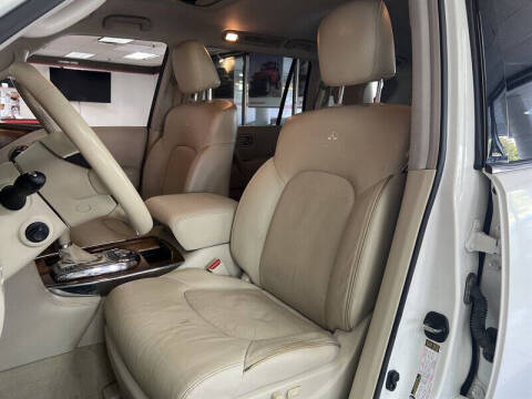 2014 Infiniti QX80