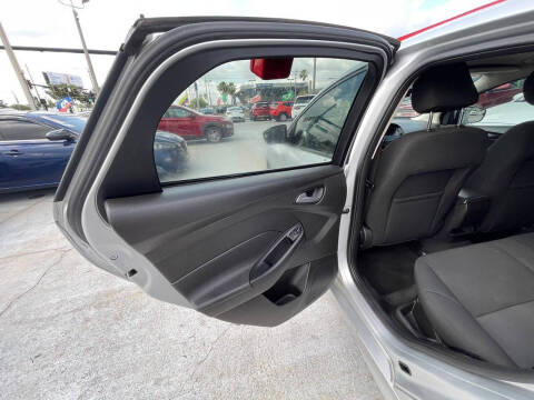 2016 Ford Focus SE