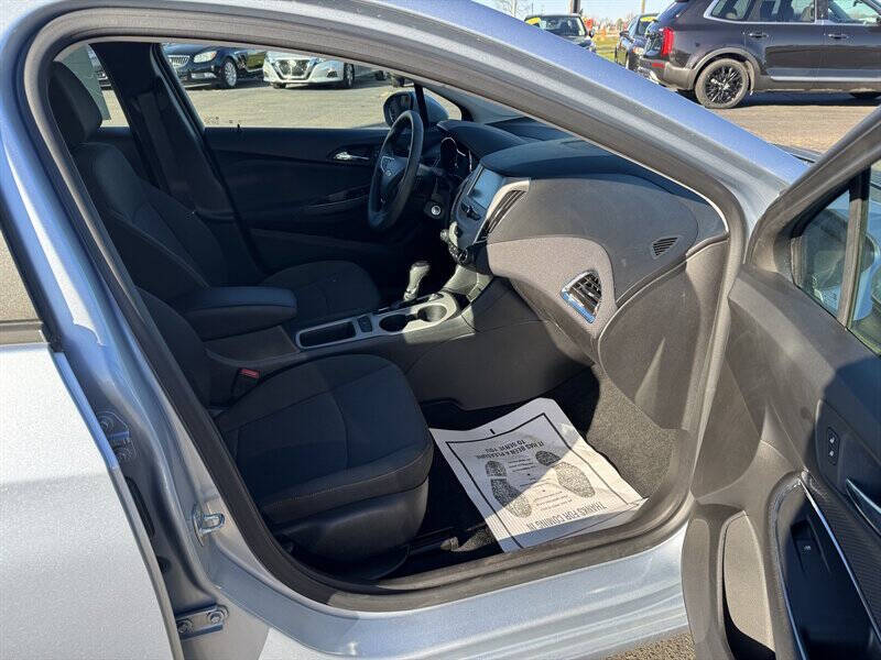 2018 Chevrolet Cruze LS Auto