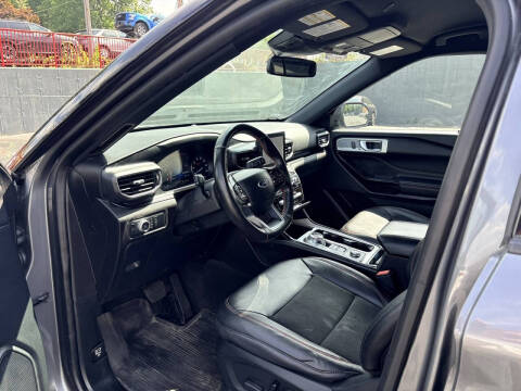 2022 Ford Explorer ST-Line