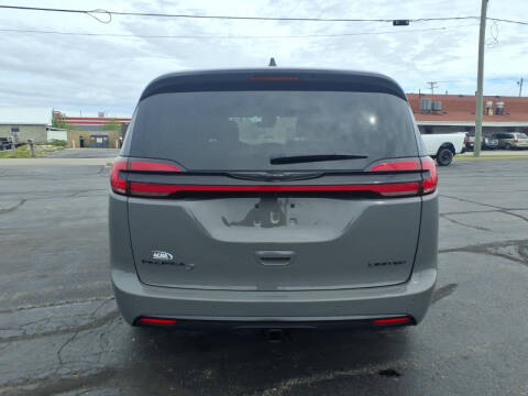 2025 Chrysler Pacifica Limited