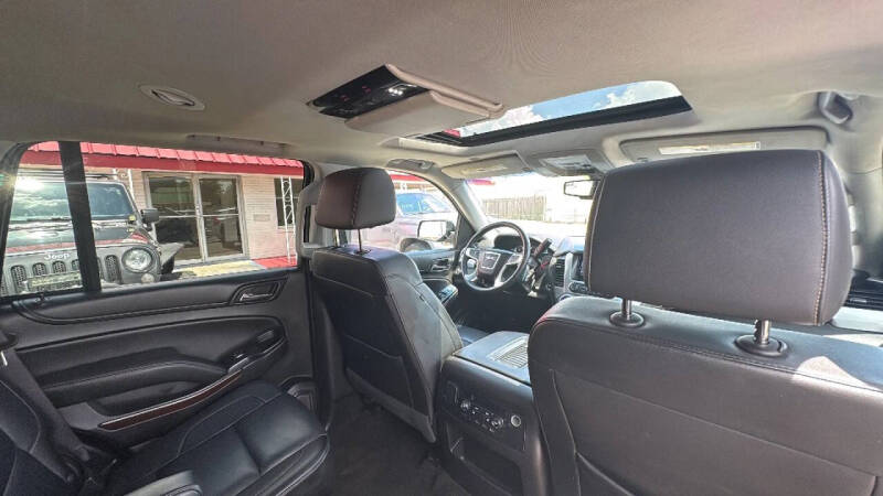 2017 GMC Yukon SLT