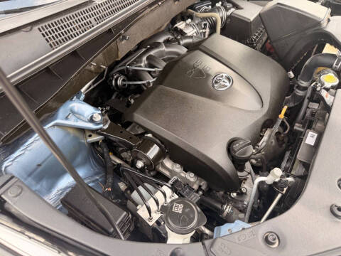2017 Toyota Highlander LE Plus