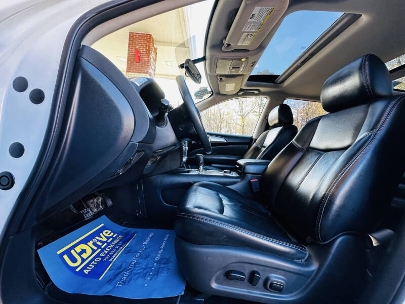 2018 Nissan Pathfinder SL