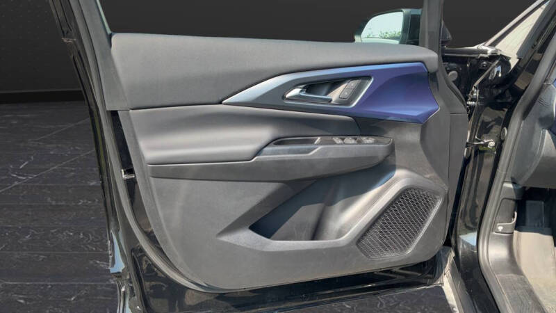 2024 Chevrolet Equinox EV LT
