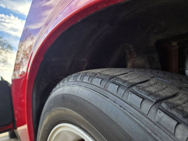 2013 Dodge Challenger SXT Plus