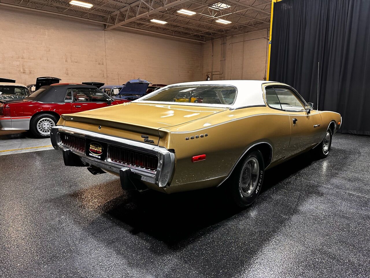 1973 Dodge Charger 9