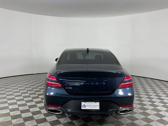 2025 Genesis G70