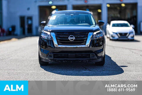 2024 Nissan Pathfinder SV