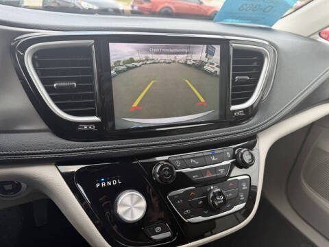 2021 Chrysler Pacifica Touring L