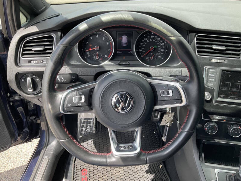 2017 Volkswagen Golf GTI S