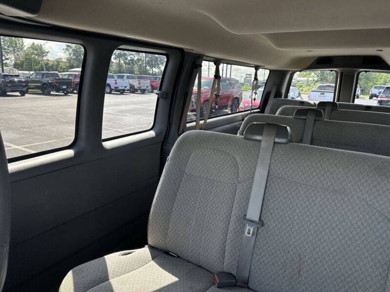 2023 Chevrolet Express LT 3500