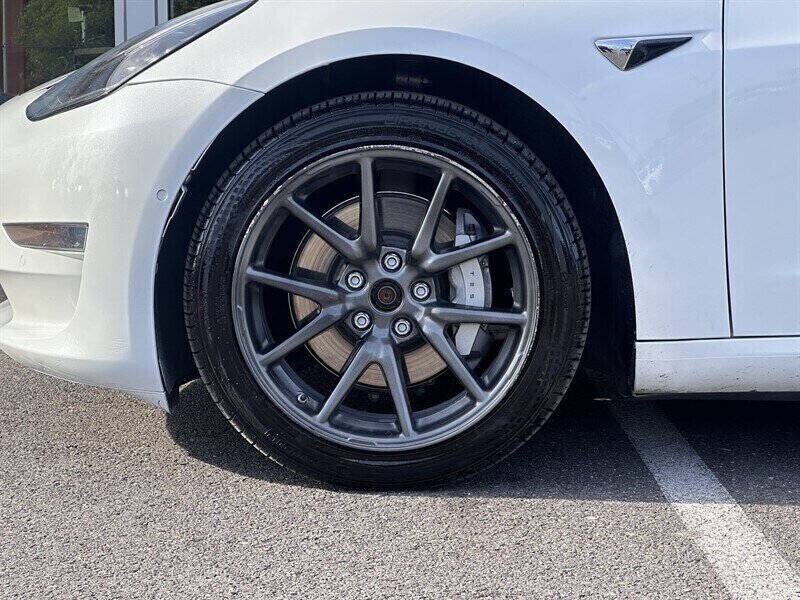 2019 Tesla Model 3 Standard Range Plus