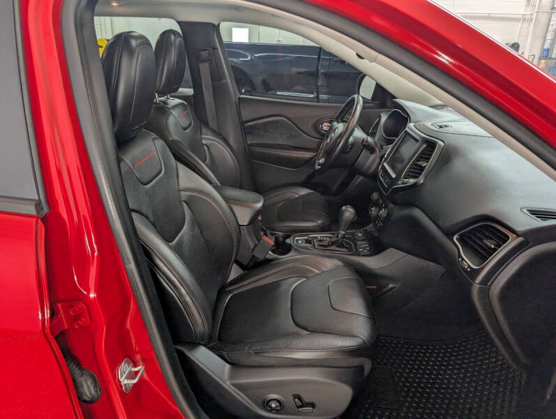 2019 Jeep Cherokee Trailhawk