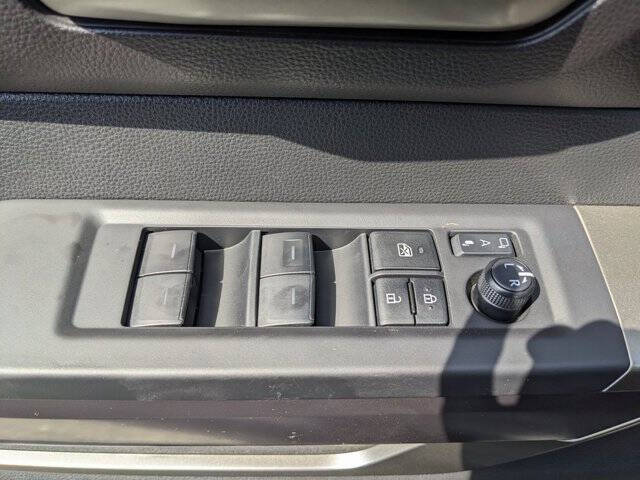 2025 Toyota Sequoia SR5