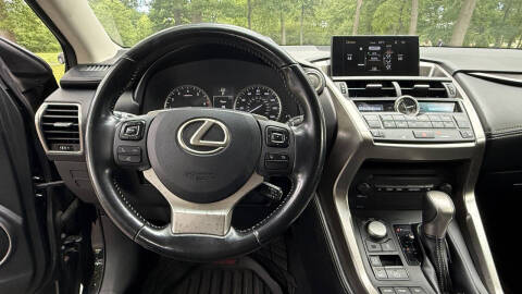 2017 Lexus NX 200t