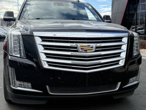 2017 Cadillac Escalade ESV Platinum