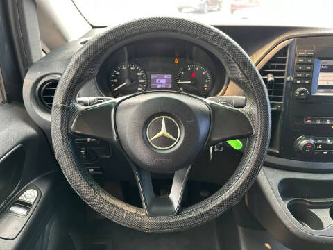 2016 Mercedes-Benz Metris Passenger