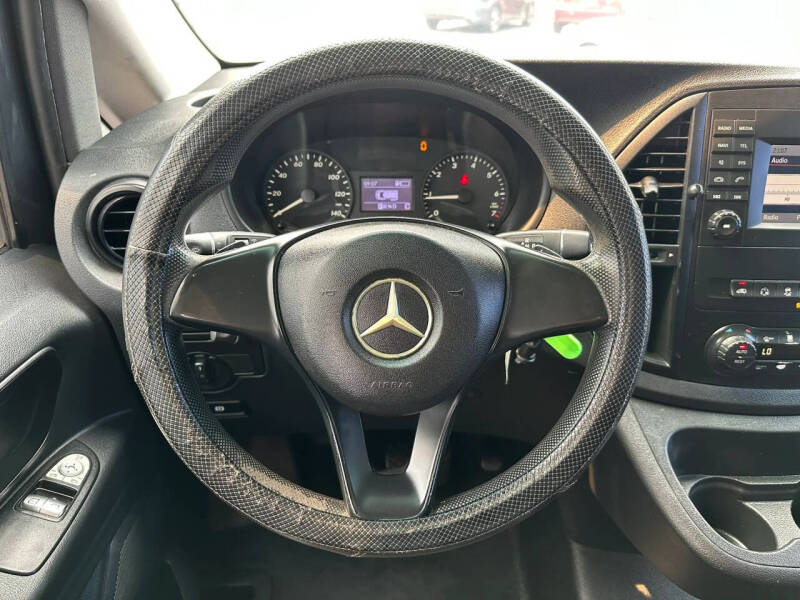 2016 Mercedes-Benz Metris Passenger