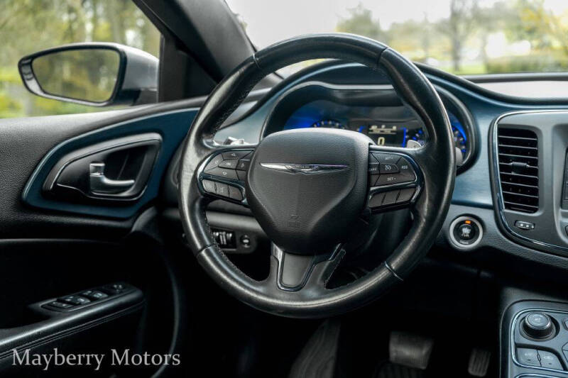 2012 Chrysler 200 S