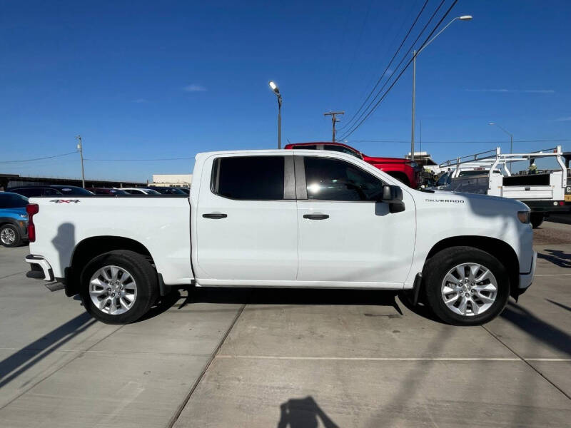 2022 Chevrolet Silverado 1500 Limited Custom photo 7