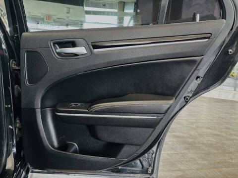 2021 Chrysler 300