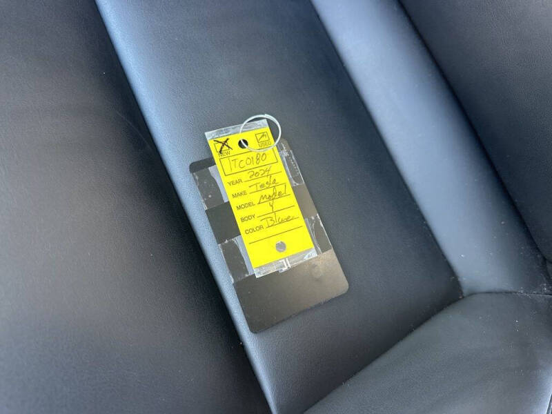 2024 Tesla Model Y Long Range