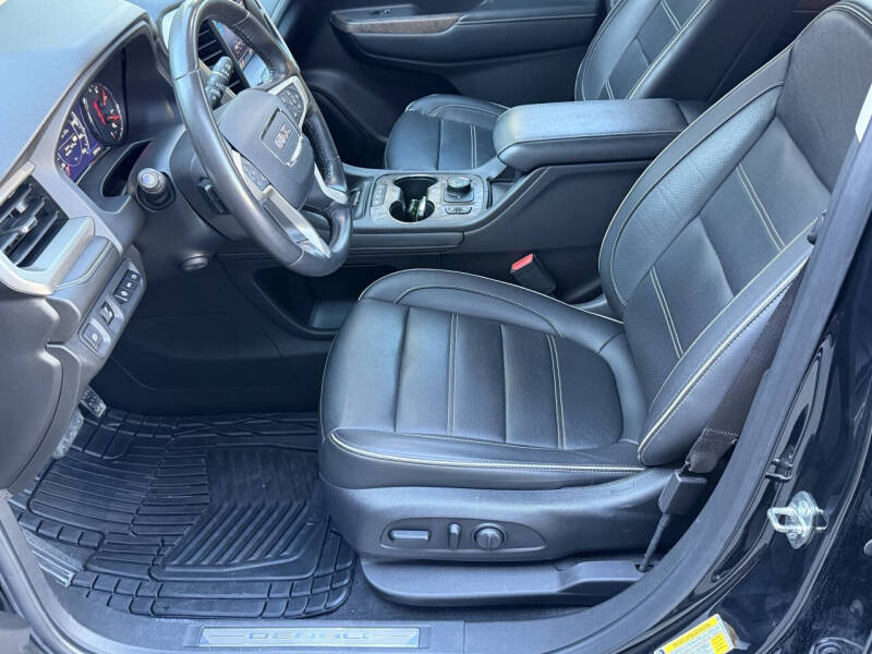 2020 GMC Acadia Denali