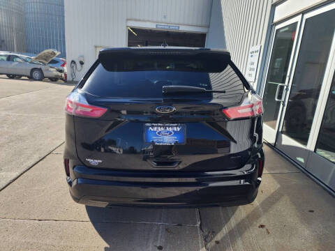 2022 Ford Edge SE