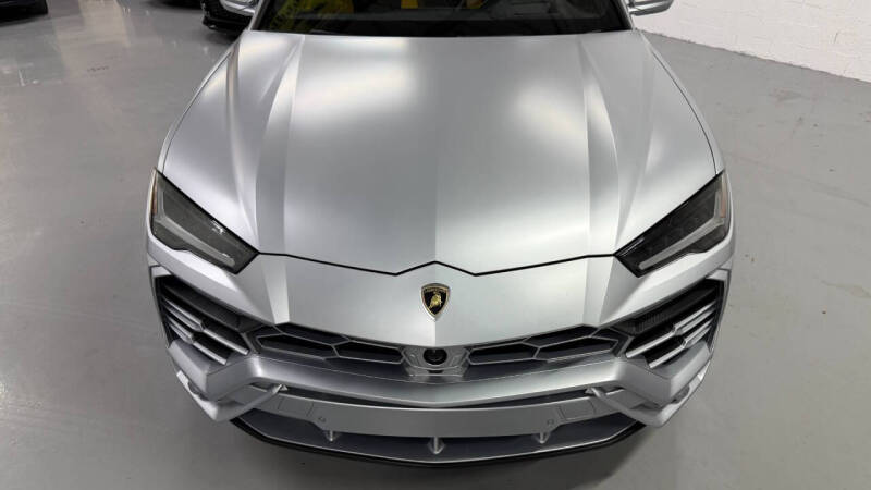 2022 Lamborghini Urus