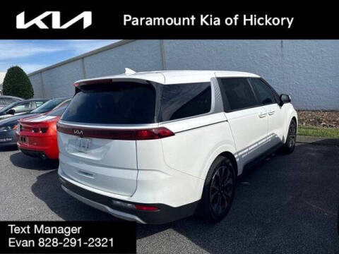 2024 Kia Carnival EX