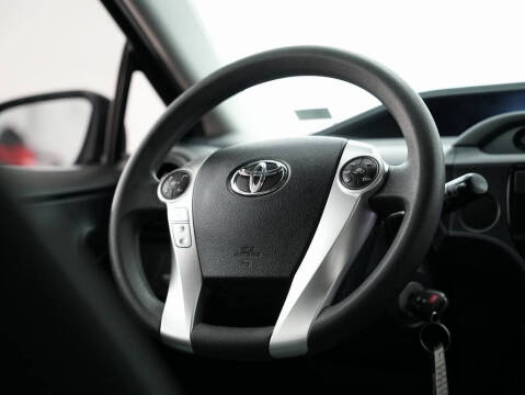 2015 Toyota Prius c One
