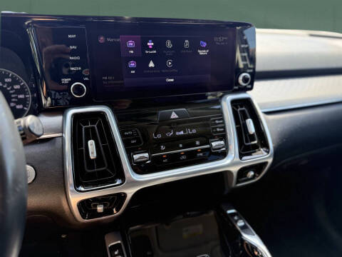 2022 Kia Sorento SX
