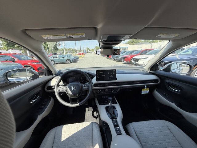 2026 Honda HR-V LX