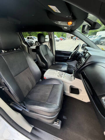 2020 Dodge Grand Caravan SXT