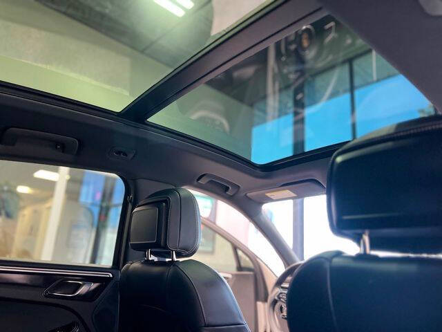 2024 Porsche Macan S