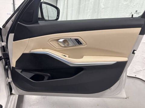 2023 BMW 3 Series 330i xDrive