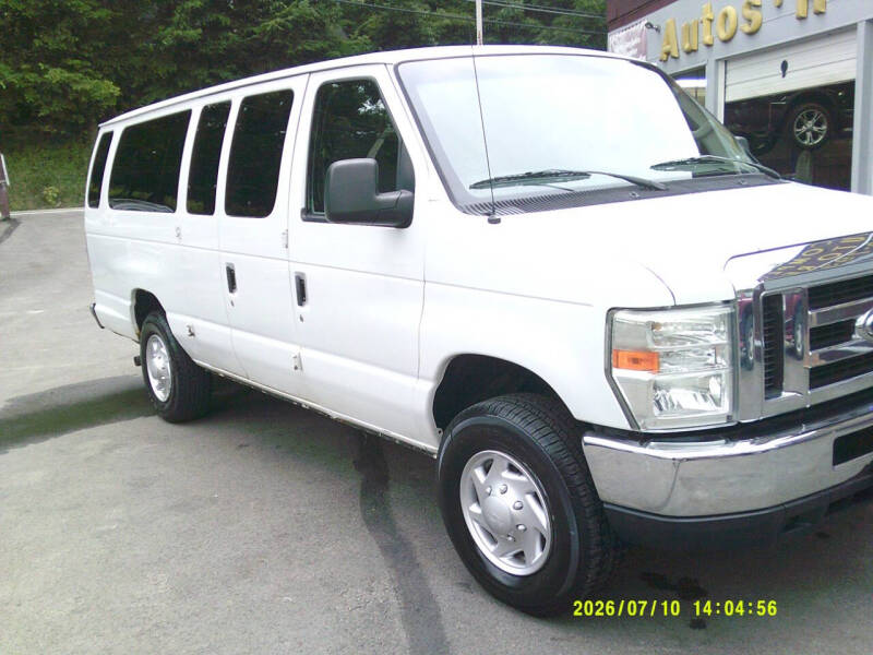 2011 Ford E-Series E-350 SD XLT
