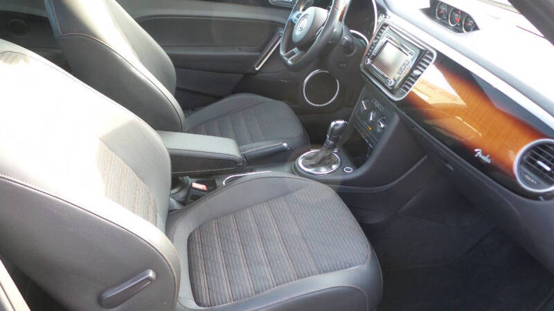 2013 Volkswagen Beetle Turbo PZEV Fender Edition